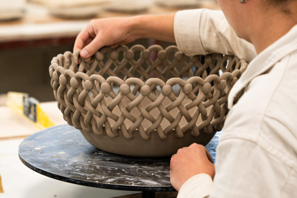 vaisselle en céramique Maison Pichon Uzès